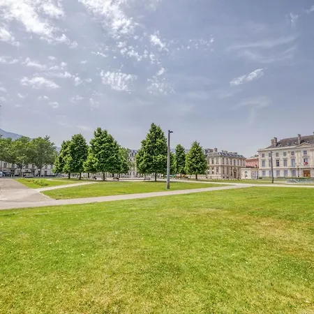 Libertad - Verdun * Grenoble